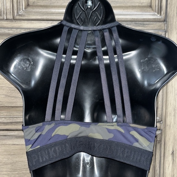 Front Close Racerback Camo Bra - Picture 2 of 3